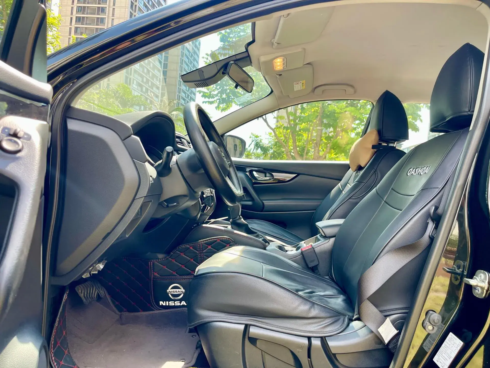 2021 NISSAN QASHQAI thumbnail 4