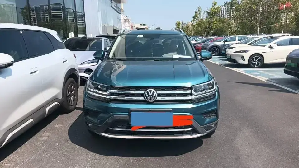 2019 VOLKSWAGEN THARU thumbnail 2