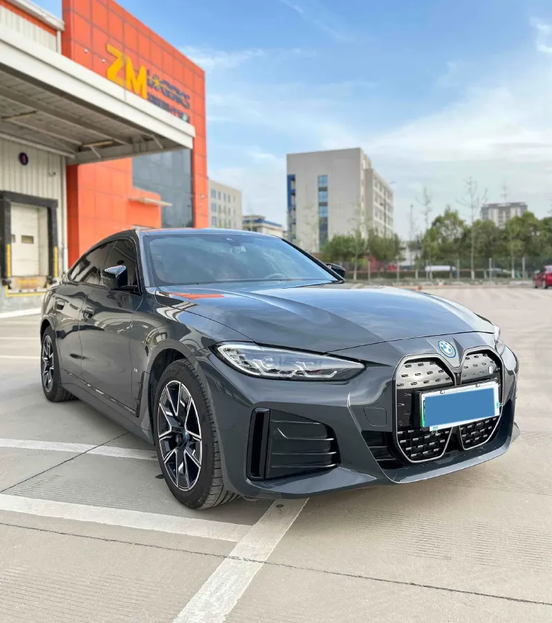 2023 BMW i4 BEV 83.9KWH,autocango,china used car exporter,china ev exporter,chinese used car exporter,chinese used ev exporter