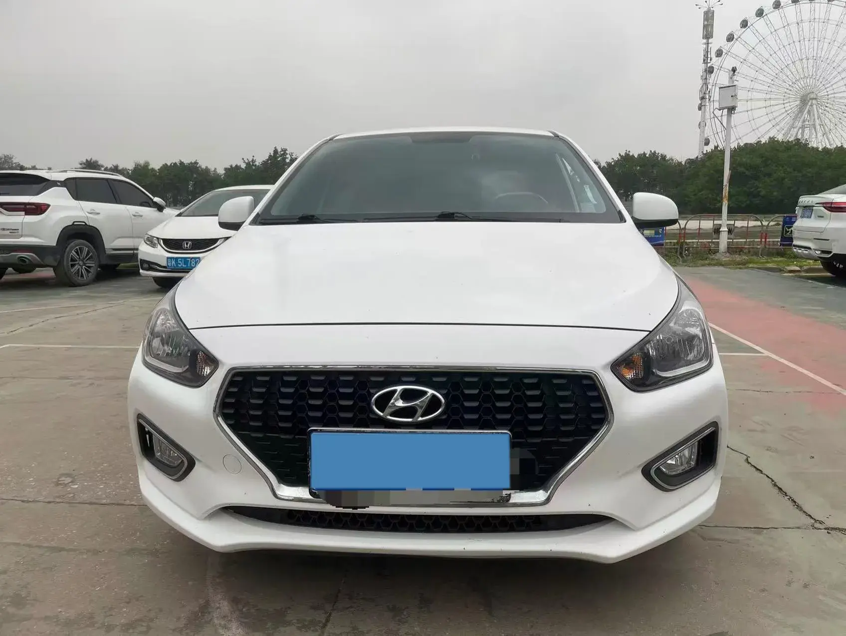 2017 HYUNDAI REINA thumbnail 2