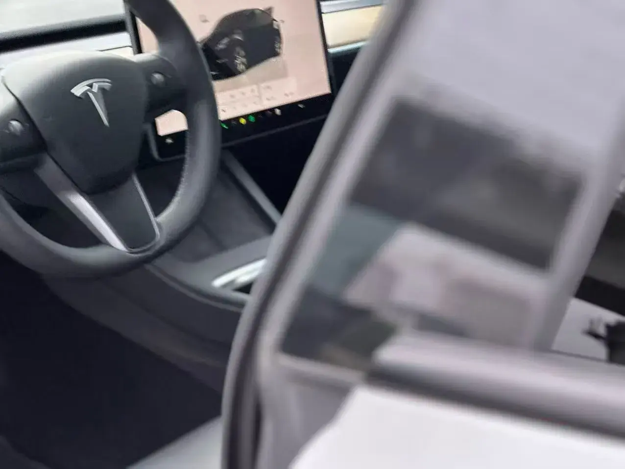 2022 TESLA MODEL thumbnail 3