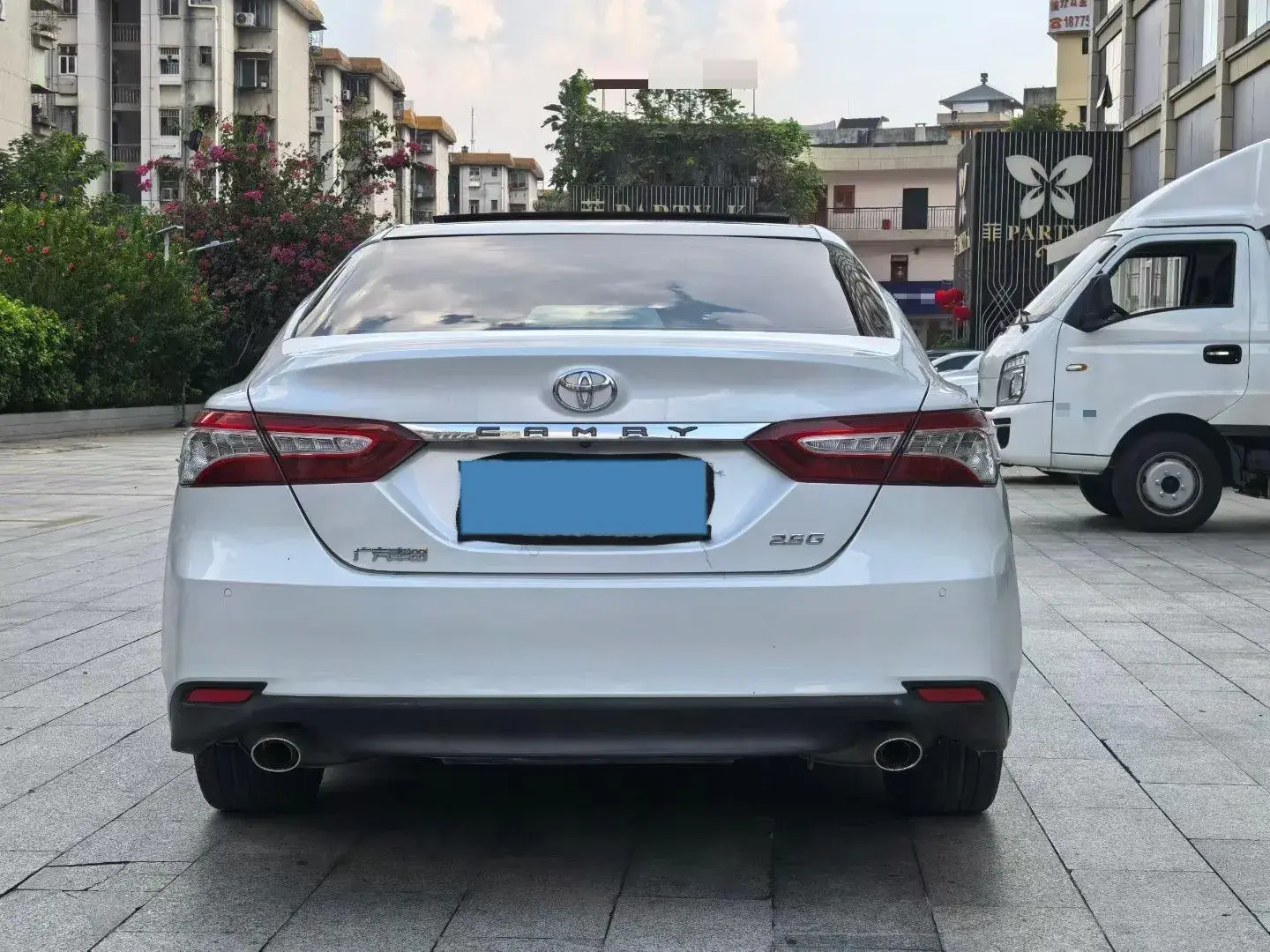 2018 TOYOTA CAMRY thumbnail 3