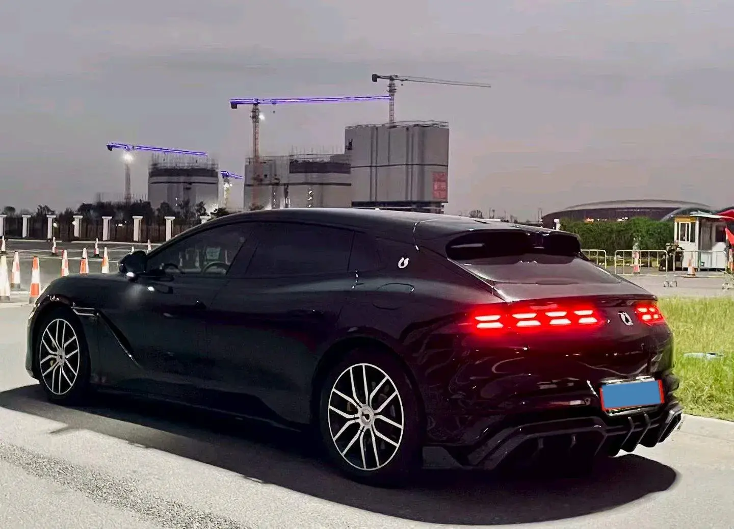 2024 DENZA DENZAZ9GT thumbnail 2