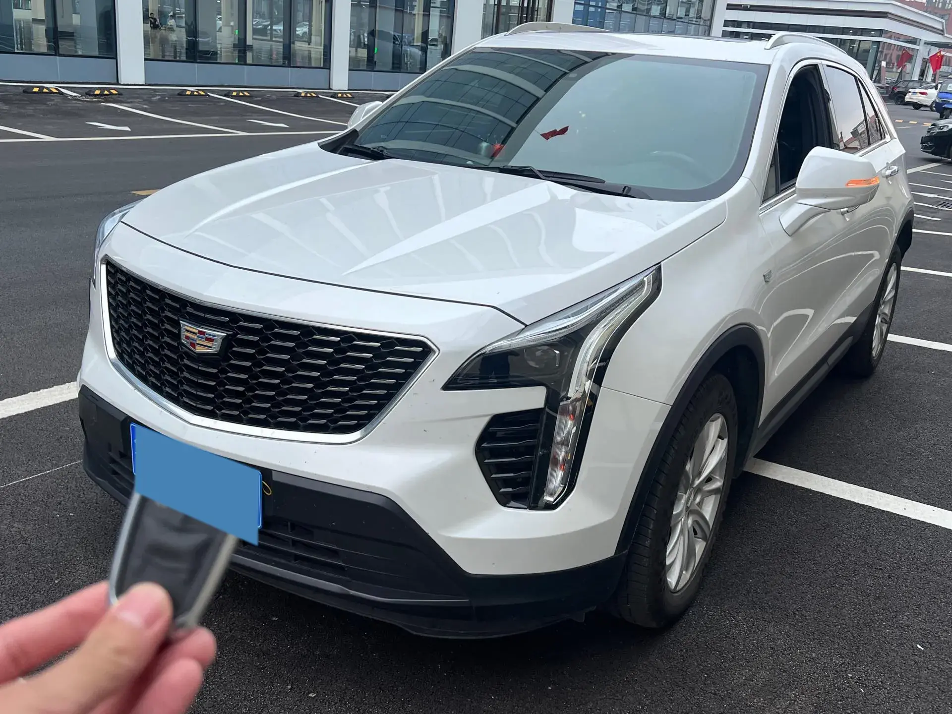 2020 CADILLAC XT4 view 1