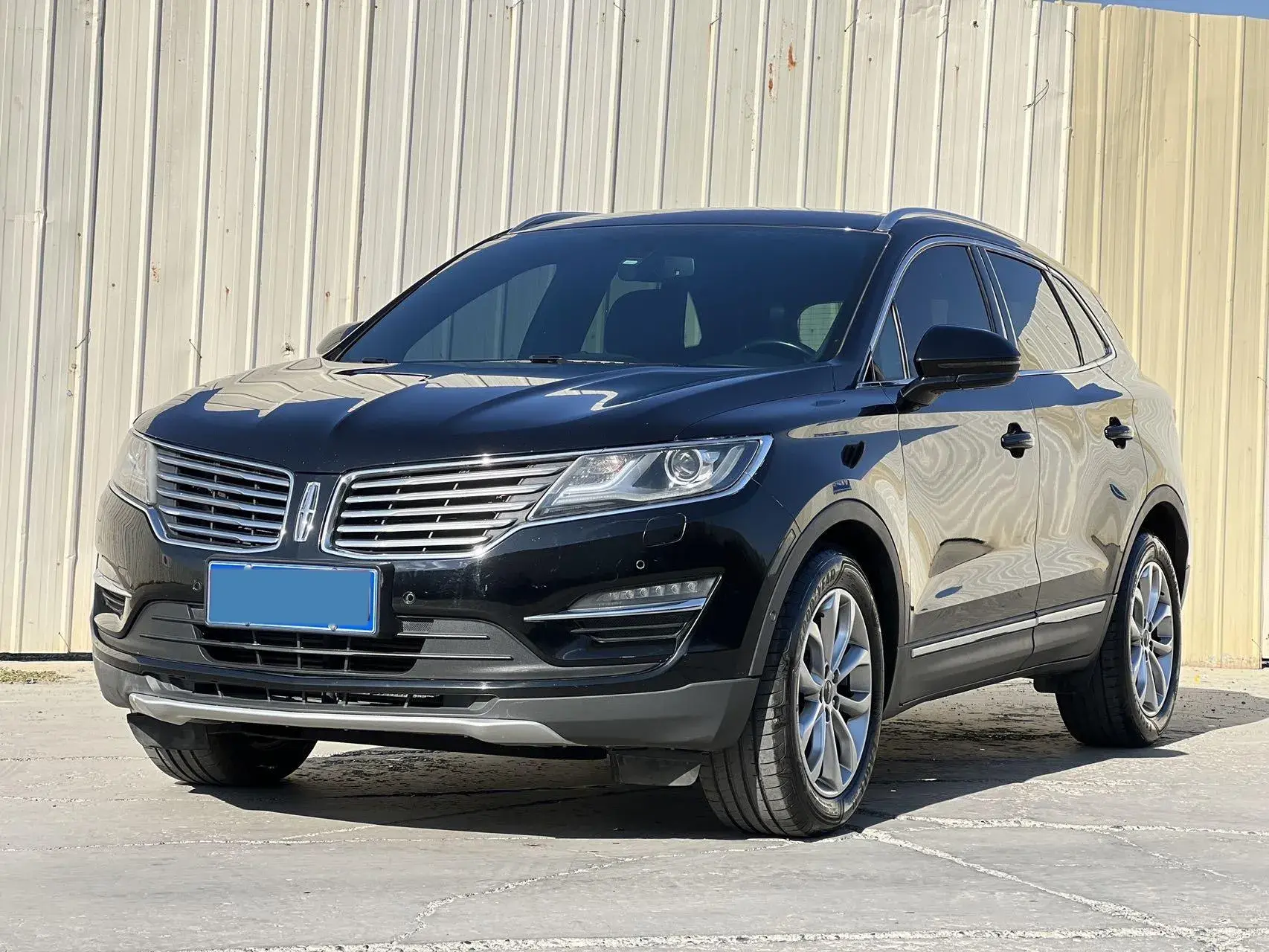 2017 LINCOLN MKC view 1