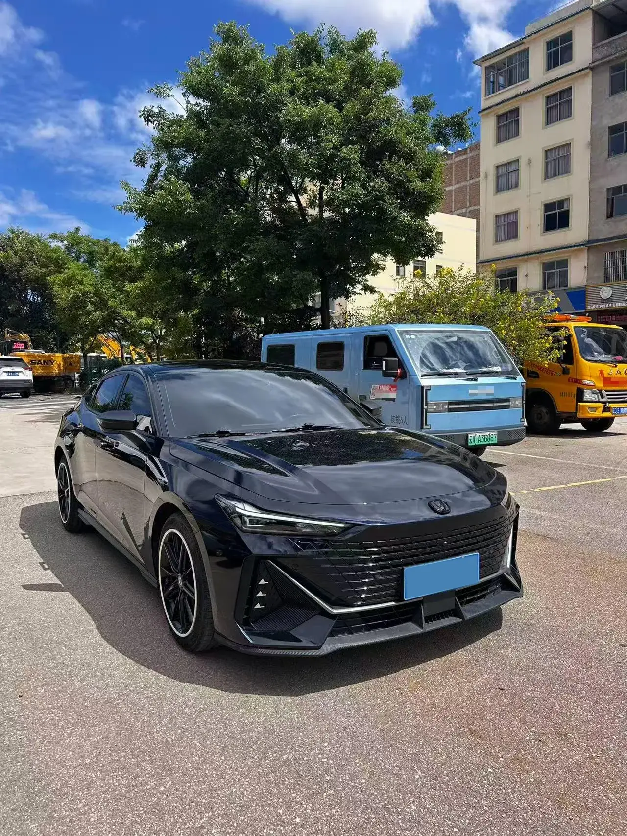 2022 CHANGAN UNI-V thumbnail 3