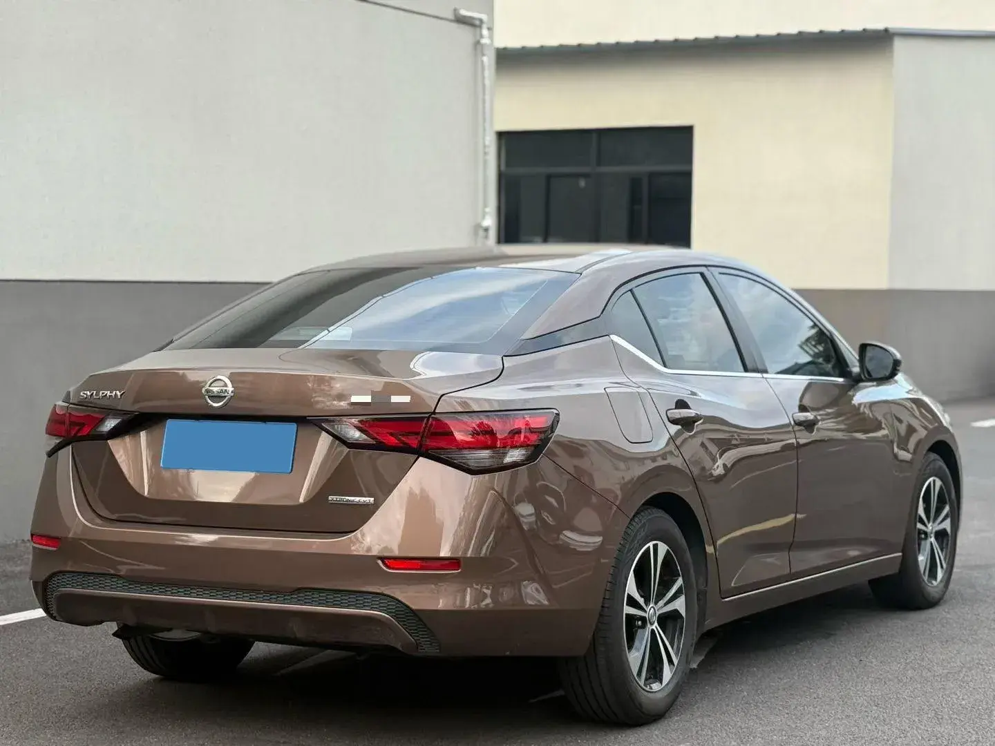 2020 NISSAN SYLPHY thumbnail 3