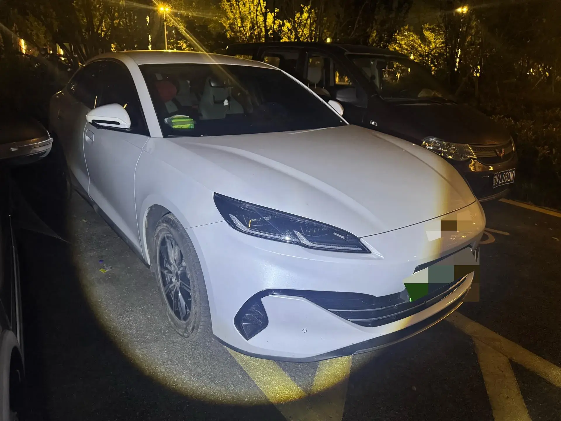 2024 BYD SEAL thumbnail 2