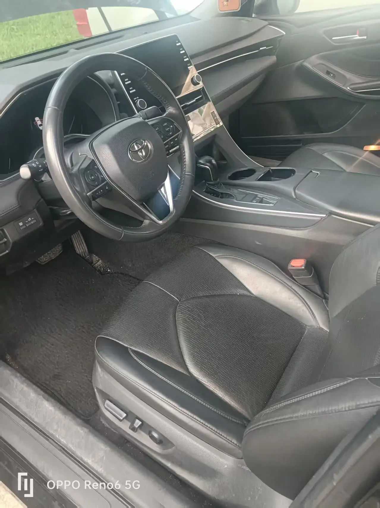 2019 TOYOTA AVALON thumbnail 4