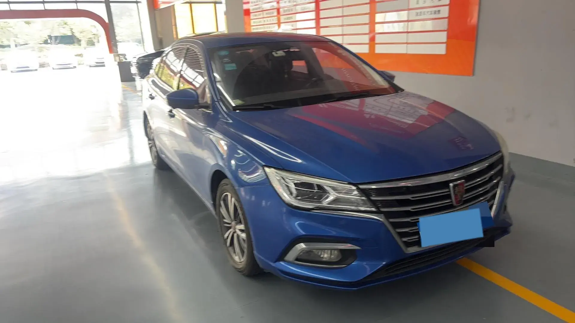 2019 ROEWE I5 thumbnail 3