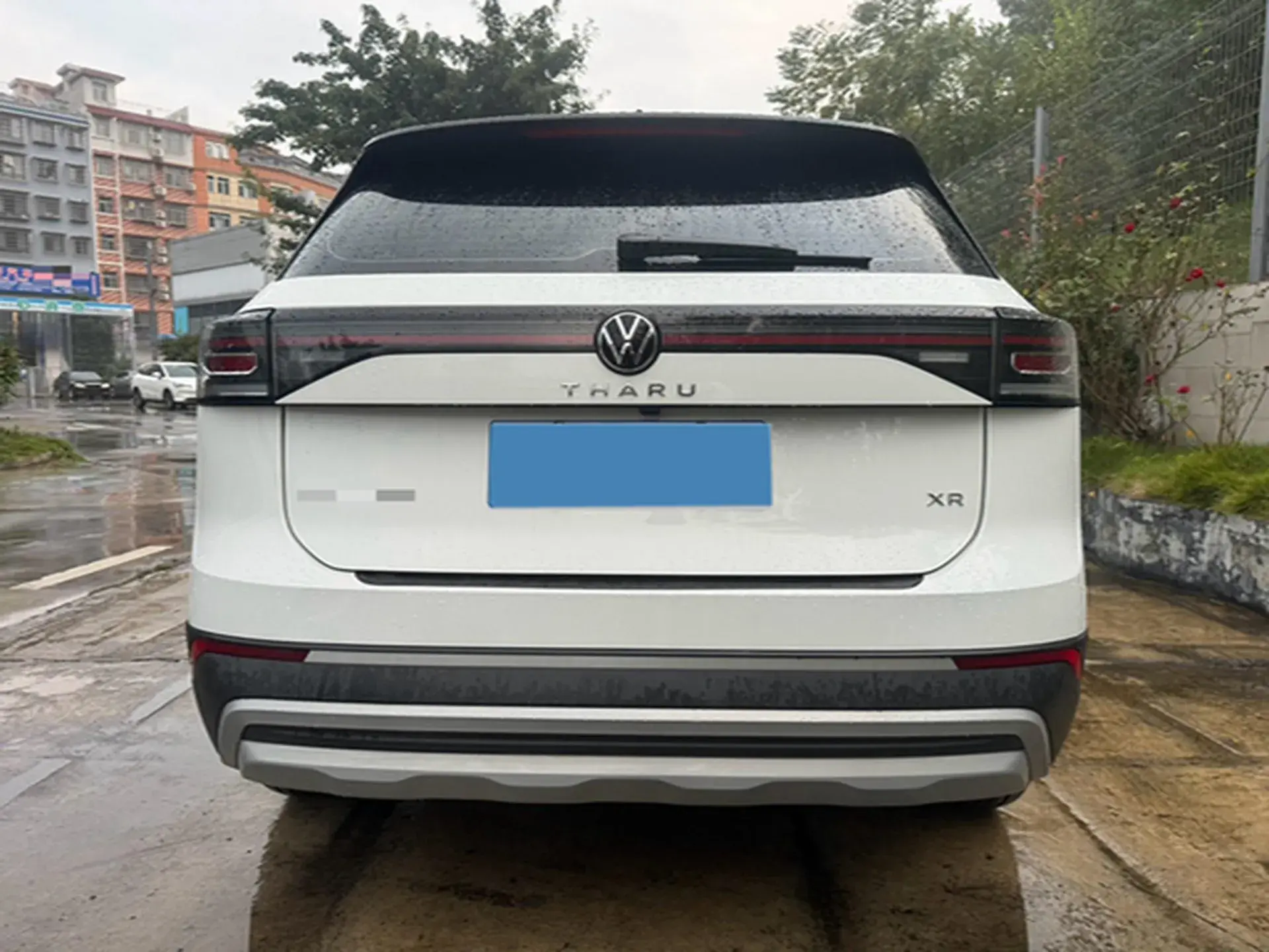 2025 VOLKSWAGEN THARU thumbnail 4