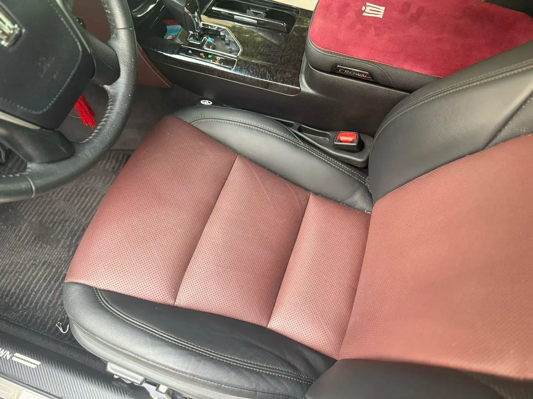 2018 TOYOTA CROWN thumbnail 4