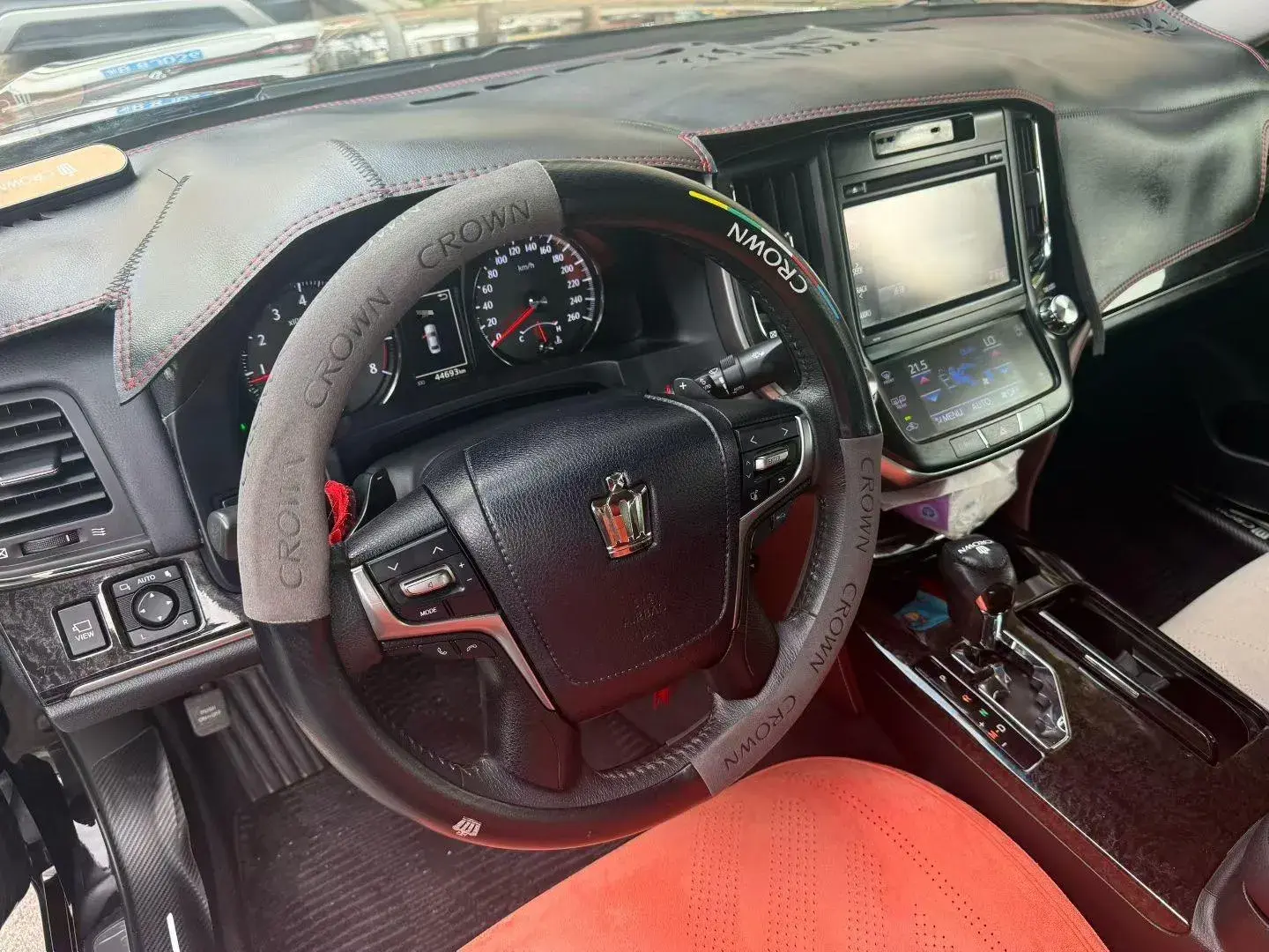 2018 TOYOTA CROWN thumbnail 2