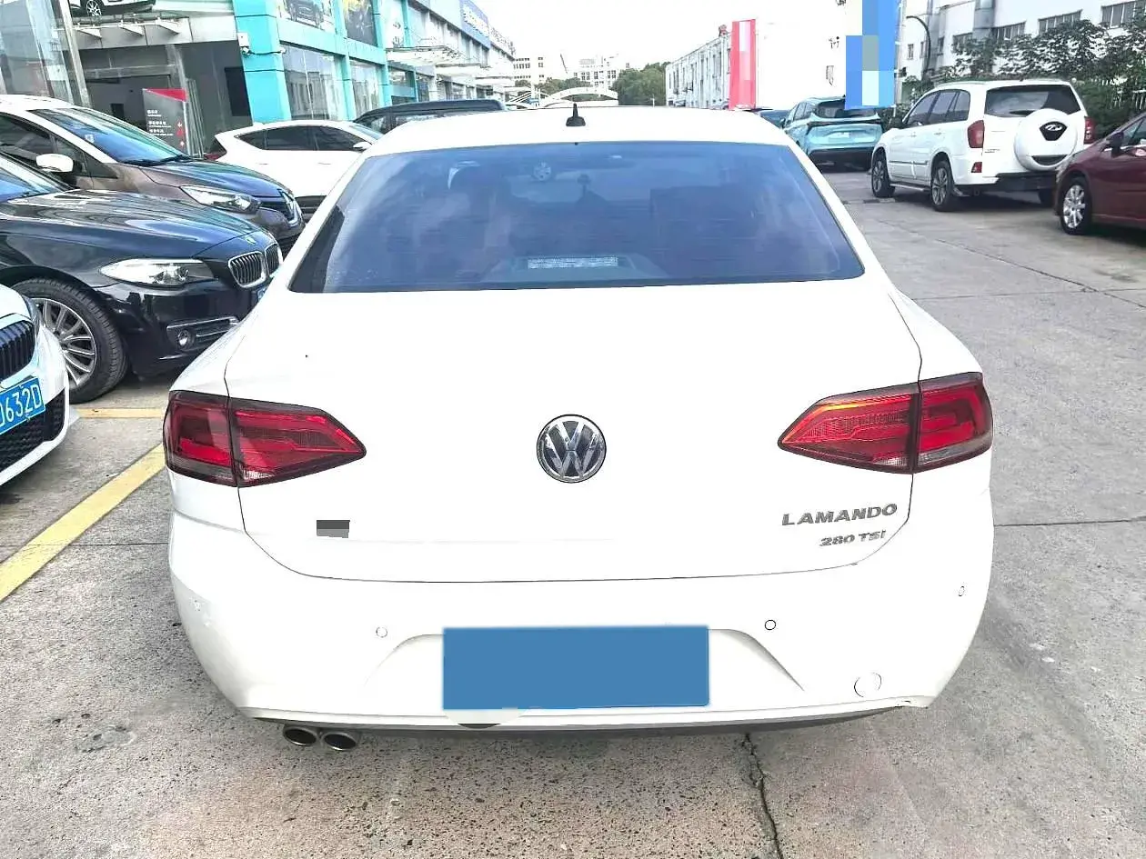 2018 VOLKSWAGEN LAMANDO thumbnail 4
