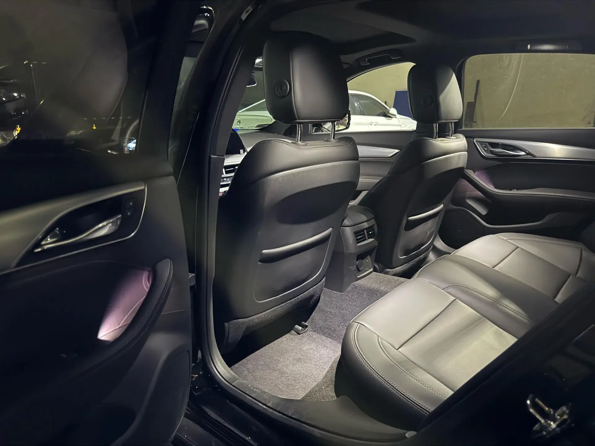 2023 CADILLAC CT5 thumbnail 4