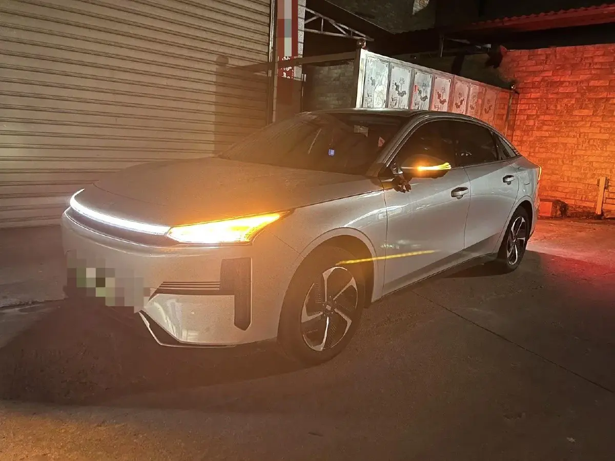 2025 Geely Galaxy L6 1.5L 112HP L4 1DHT PHEV 19.09KWH