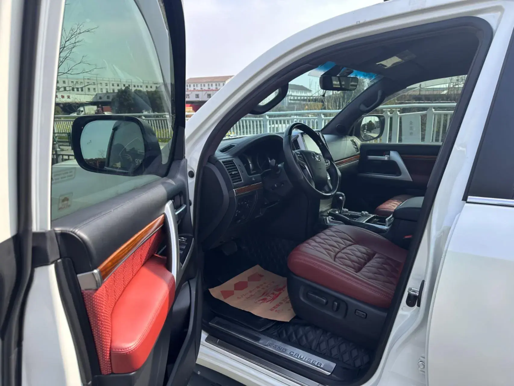 2019 CHEVROLET TRAX thumbnail 3