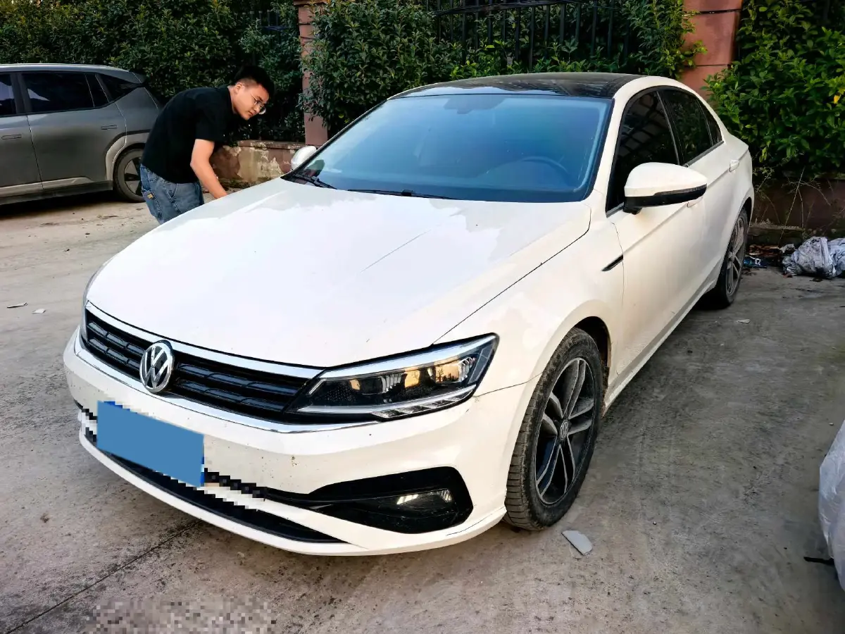 2021 Volkswagen Lamando 1.4T 150HP L4 7DCT