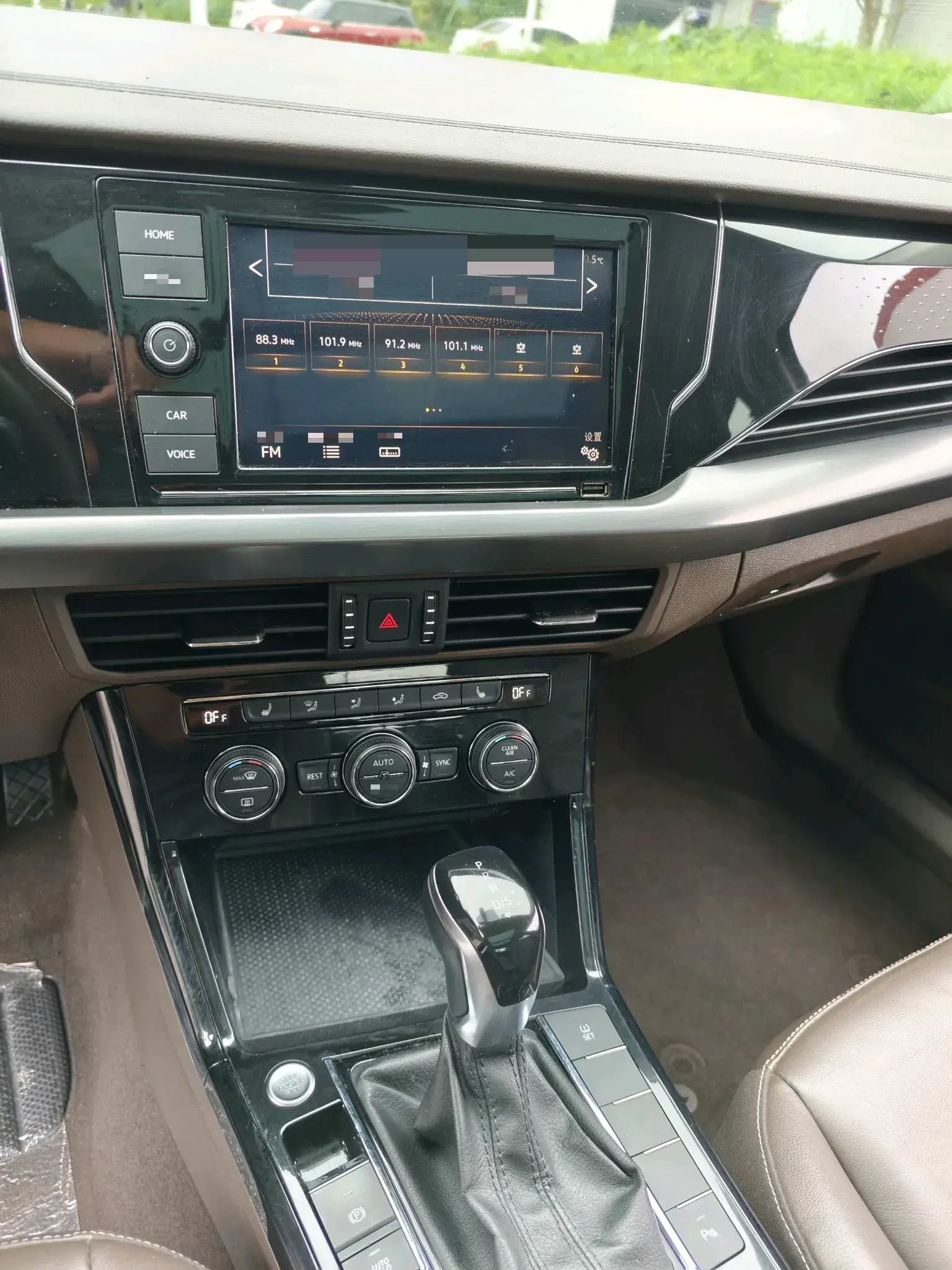 2019 VOLKSWAGEN PASSAT thumbnail 4