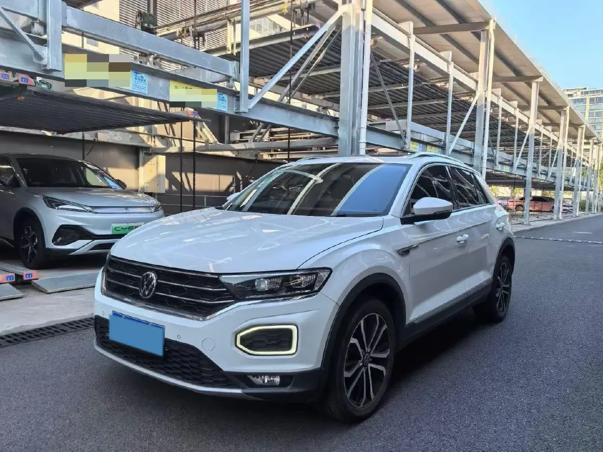 2022 Volkswagen T-Roc 1.4T 150HP L4 7DCT