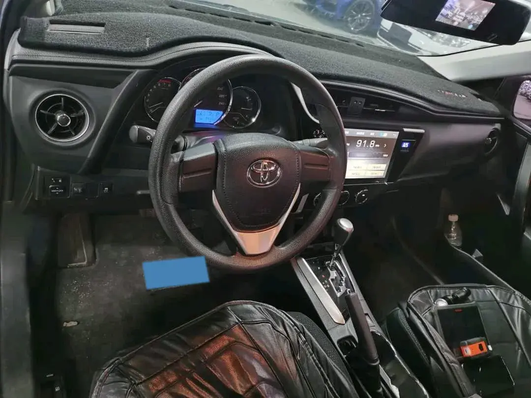2018 TOYOTA COROLLA thumbnail 2