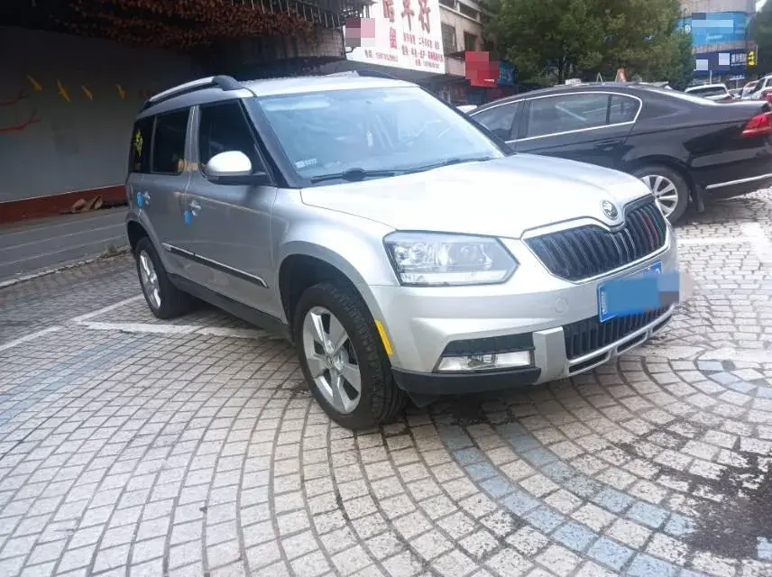 2014 SKODA YETI thumbnail 4