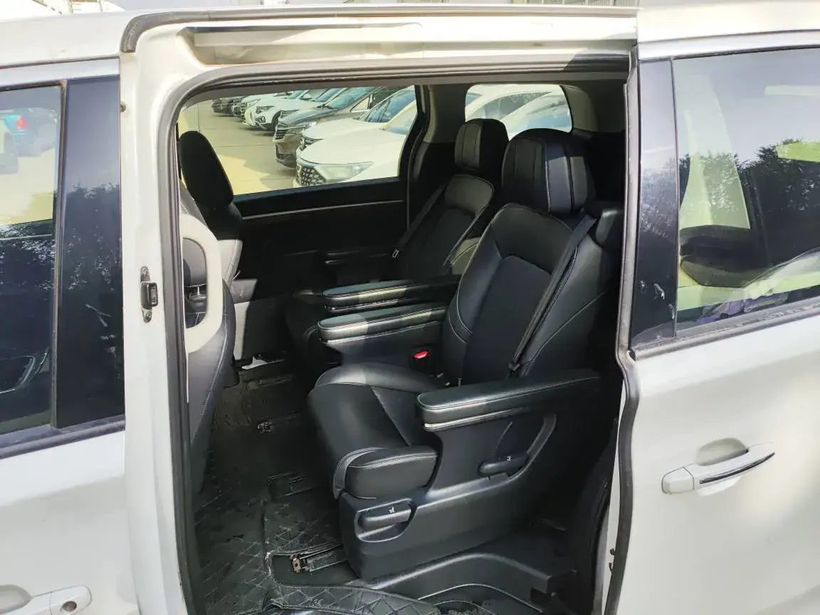 2021 GAC TRUMPCHI thumbnail 3