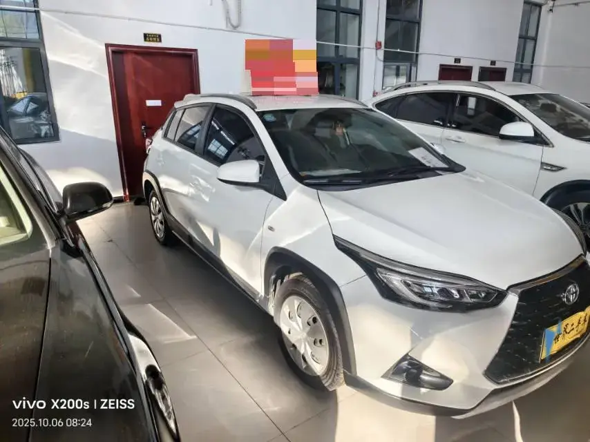 2020 TOYOTA YARIS thumbnail 2