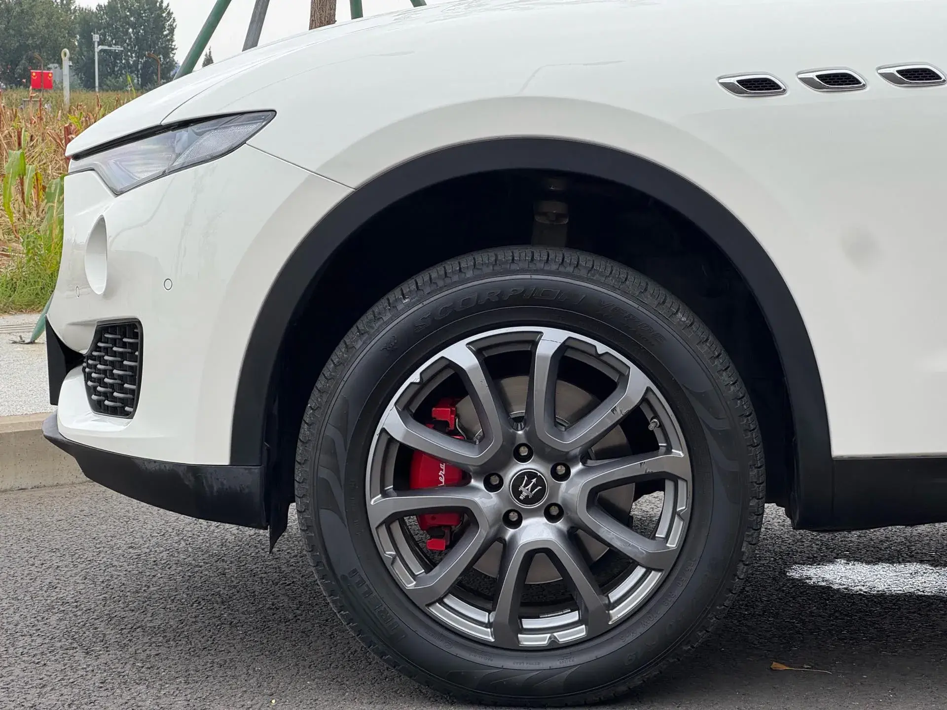 2021 MASERATI LEVANTE thumbnail 4