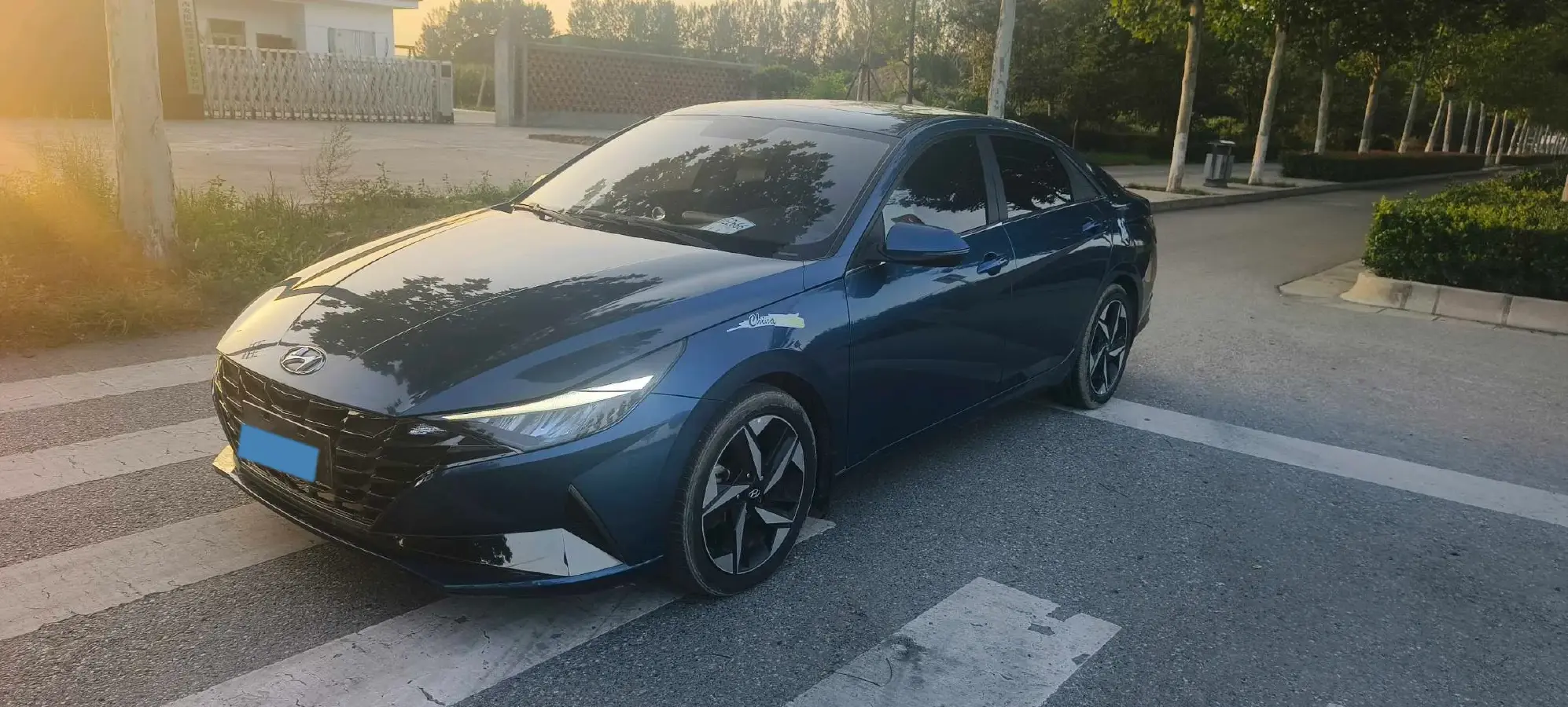 2022 Hyundai Elantra 1.5L 115HP L4 CVT