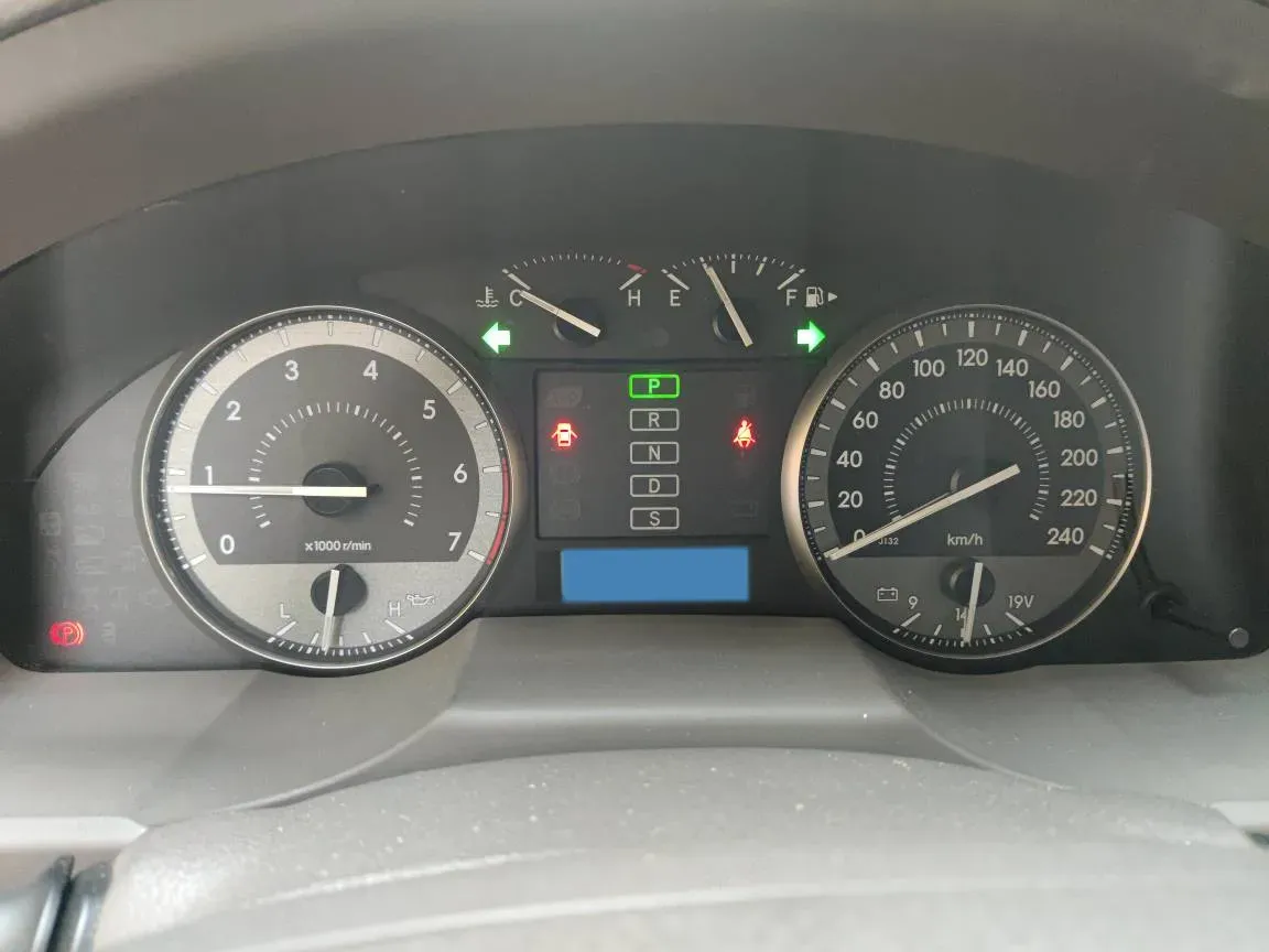 2015 Chery Arrizo 3 1.5L 109HP L4 5MT,autocango,china used car exporter,china ev exporter,chinese used car exporter,chinese used ev exporter