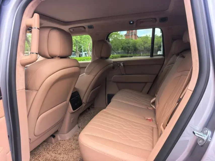 2025 M Hero WarriorM817 1.5T 197HP L4 2DHT PHEV,autocango,china used car exporter,china ev exporter,chinese used car exporter,chinese used ev exporter