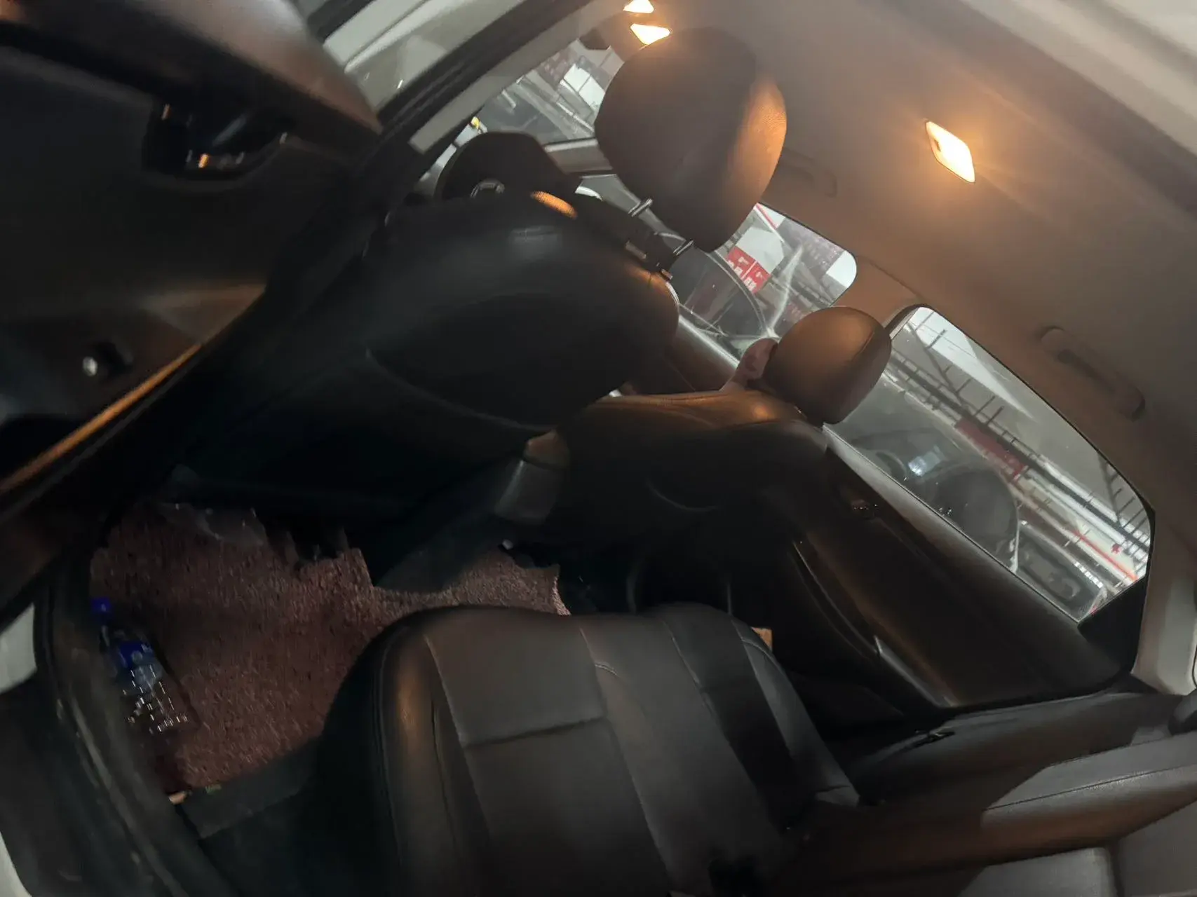 2017 HYUNDAI CELESTA thumbnail 4