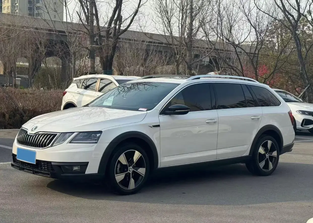2018 Skoda Octavia 1.4T 150HP L4 7DCT