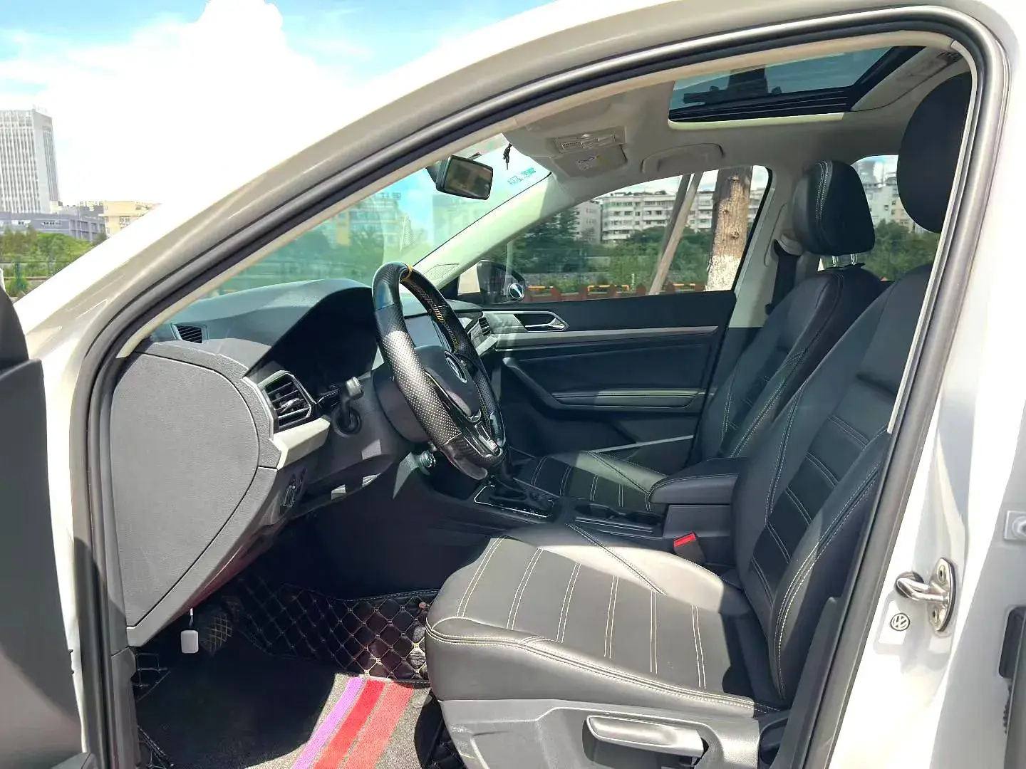 2019 VOLKSWAGEN LAVIDA thumbnail 4