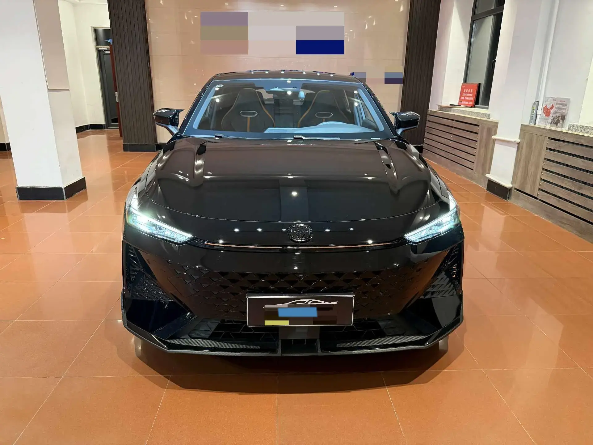 2024 CHANGAN UNI-V thumbnail 2