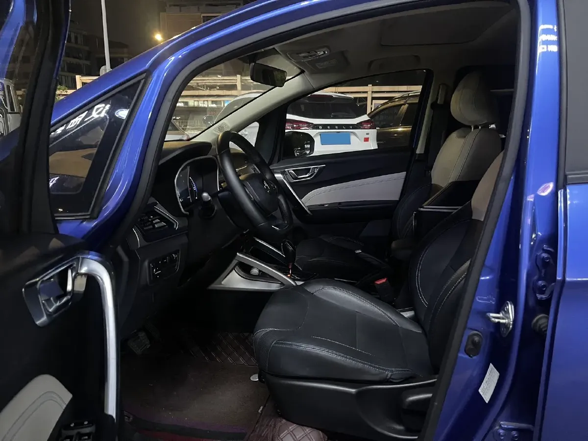 2020 Livan Maple 30X BEV 37KWH,autocango,china used car exporter,china ev exporter,chinese used car exporter,chinese used ev exporter