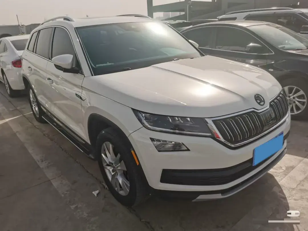 2017 SKODA KODIAK thumbnail 2