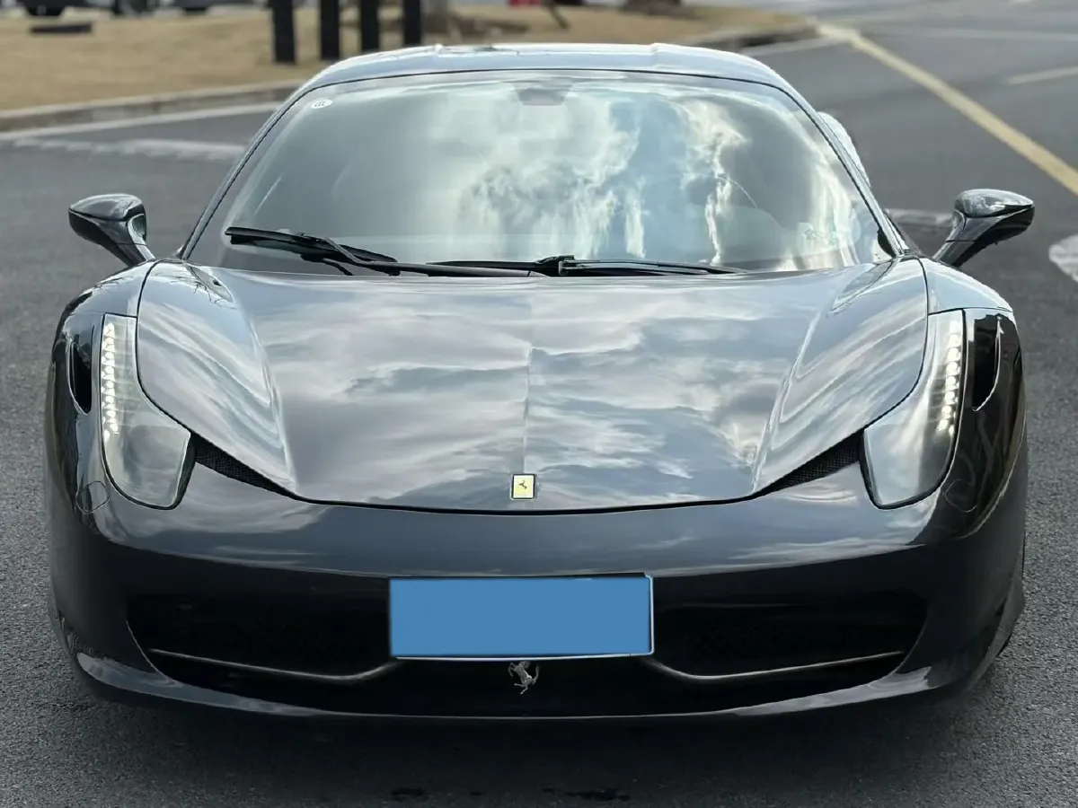 2011 Ferrari 458 4.5L 570HP V8 7DCT,autocango,china used car exporter,china ev exporter,chinese used car exporter,chinese used ev exporter