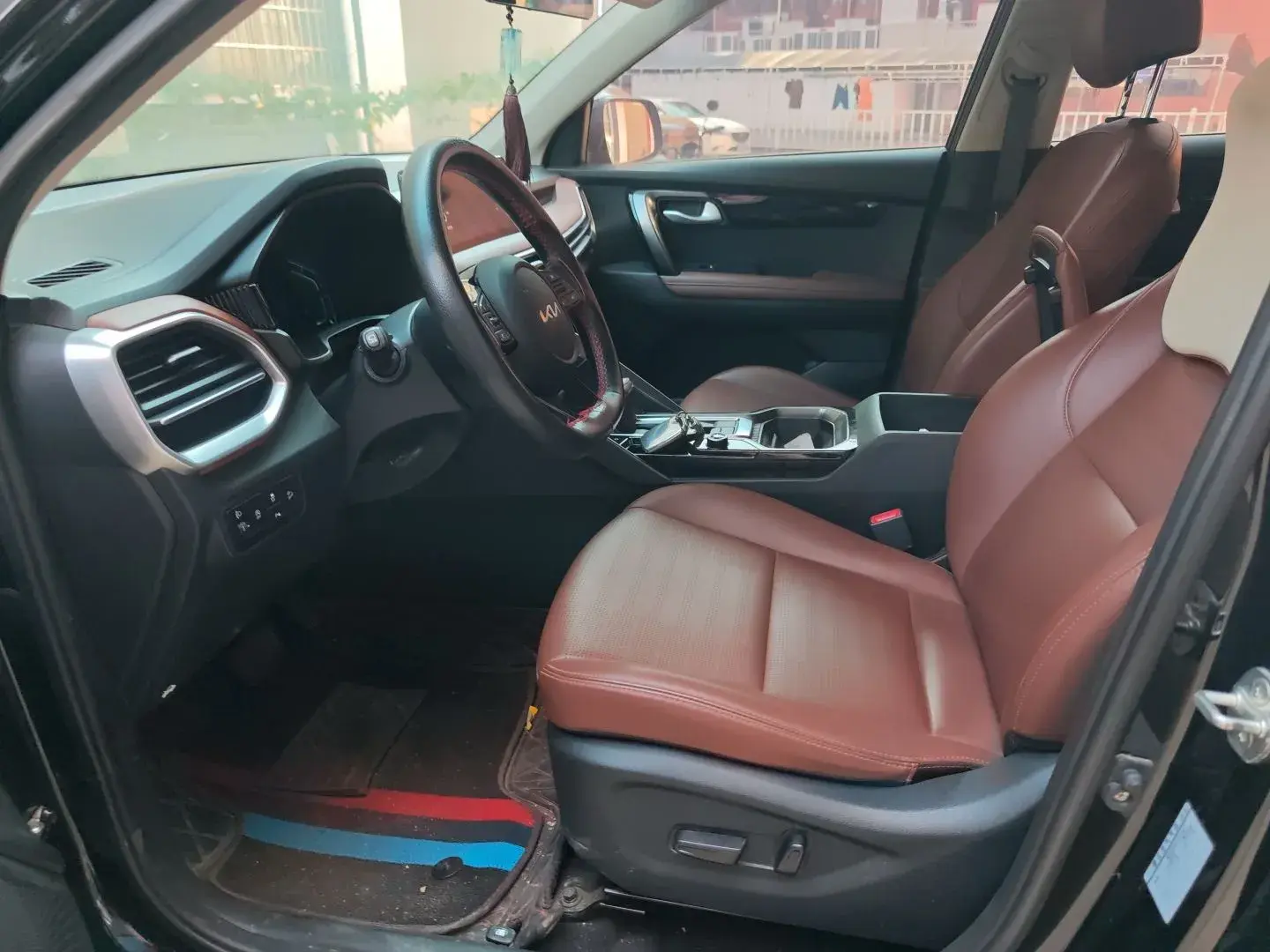 2021 KIA SPORTAGE view 1