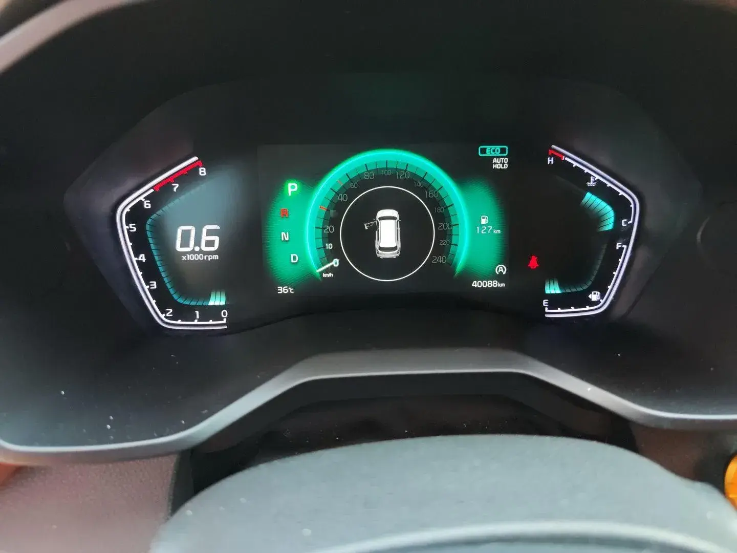 2021 KIA SPORTAGE thumbnail 2