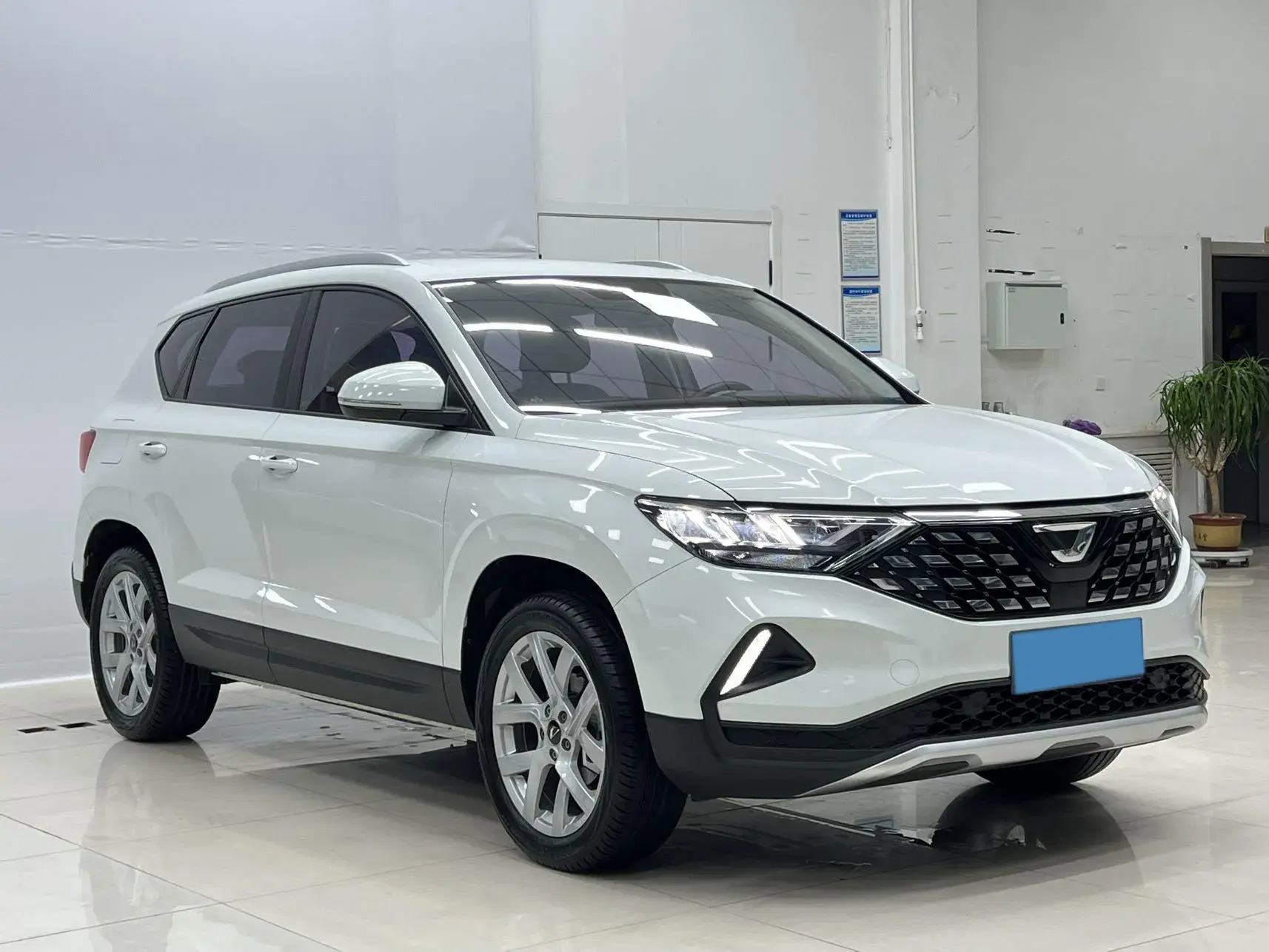 2022 JETTA VS5 thumbnail 3