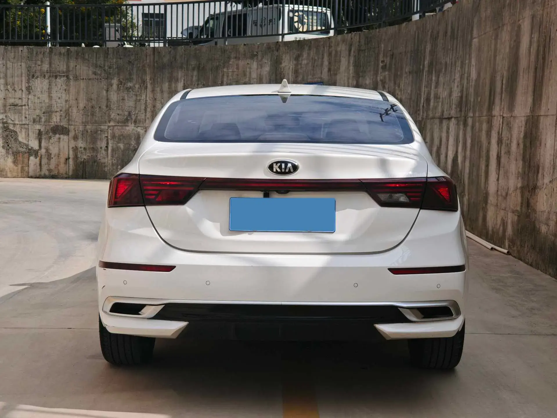 2021 KIA K3 thumbnail 4