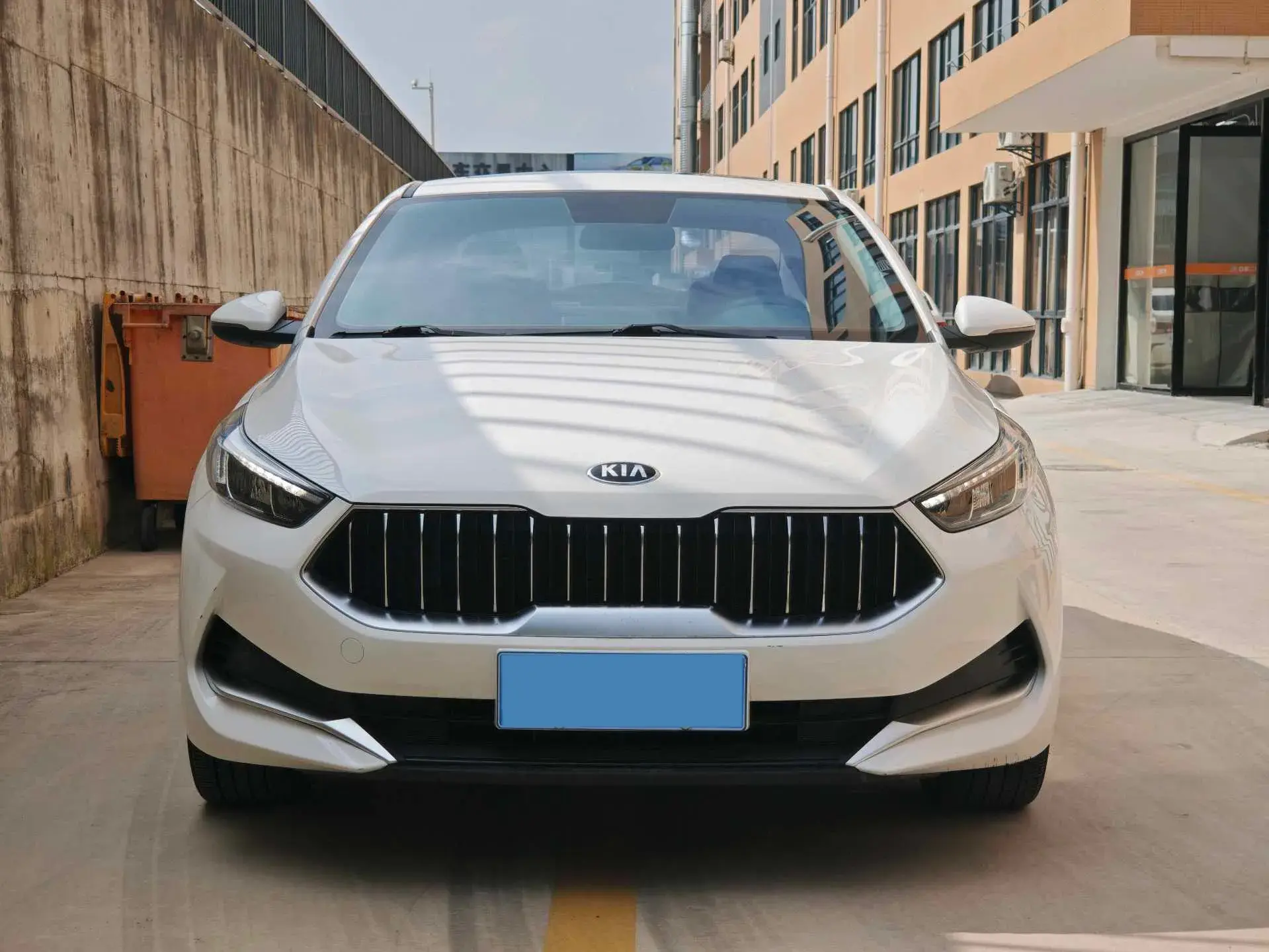 2021 KIA K3 thumbnail 2