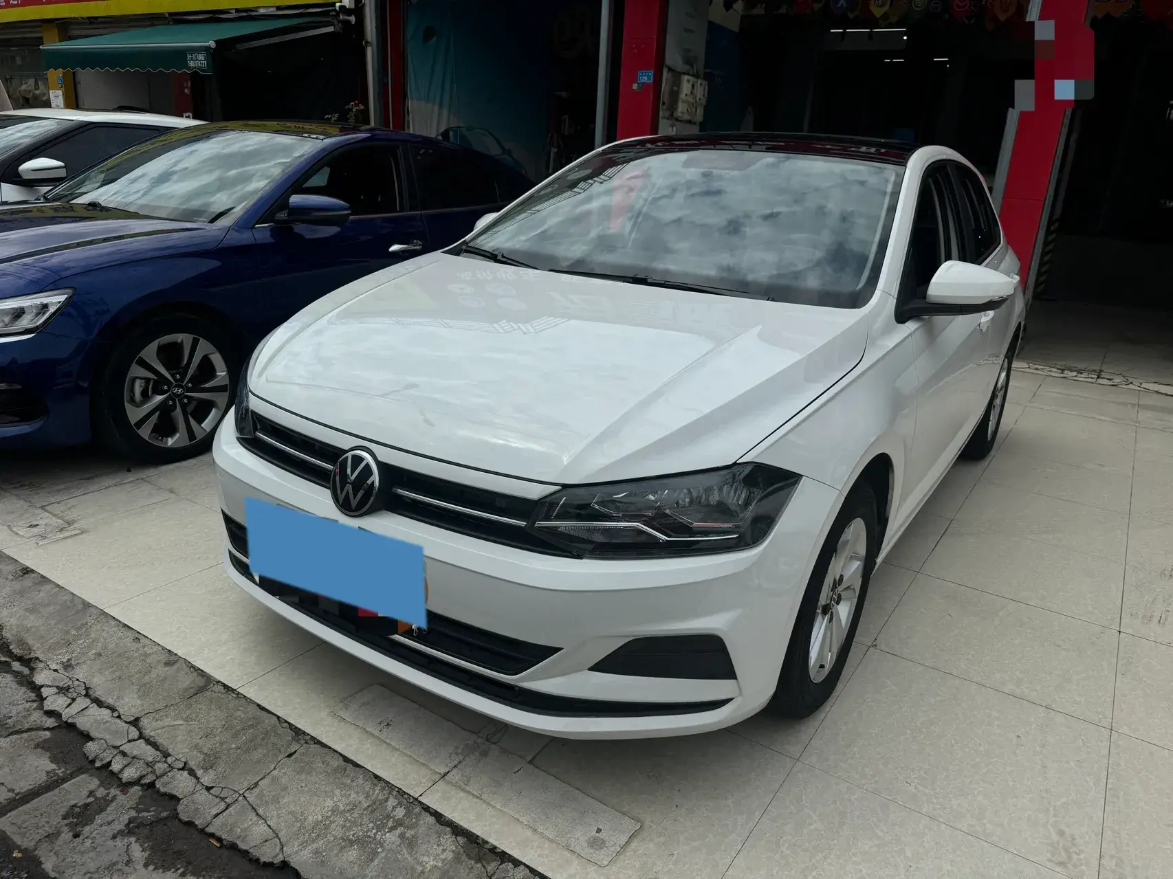 2021 VOLKSWAGEN POLO view 1