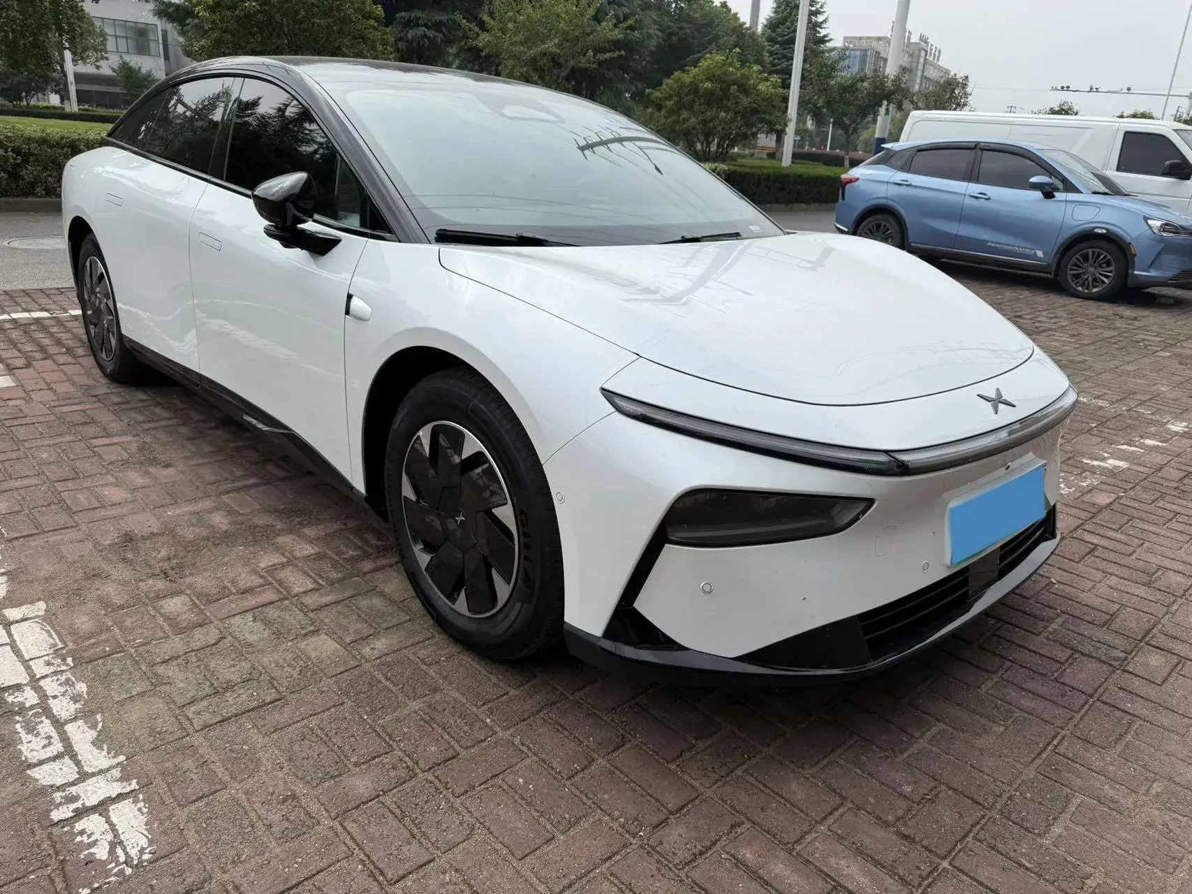 2024 XPENG P7+ thumbnail 3