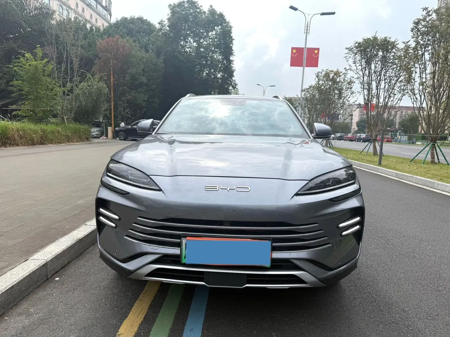 2024 BYD SONG thumbnail 2