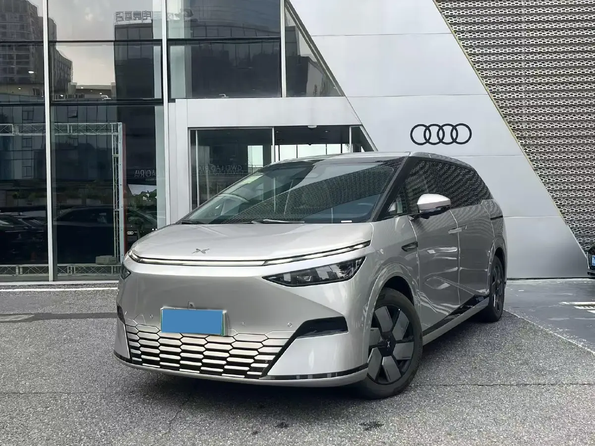 2024 Xpeng X9 BEV 101.5KWH 2024 Xpeng X9 BEV 101.5KWH