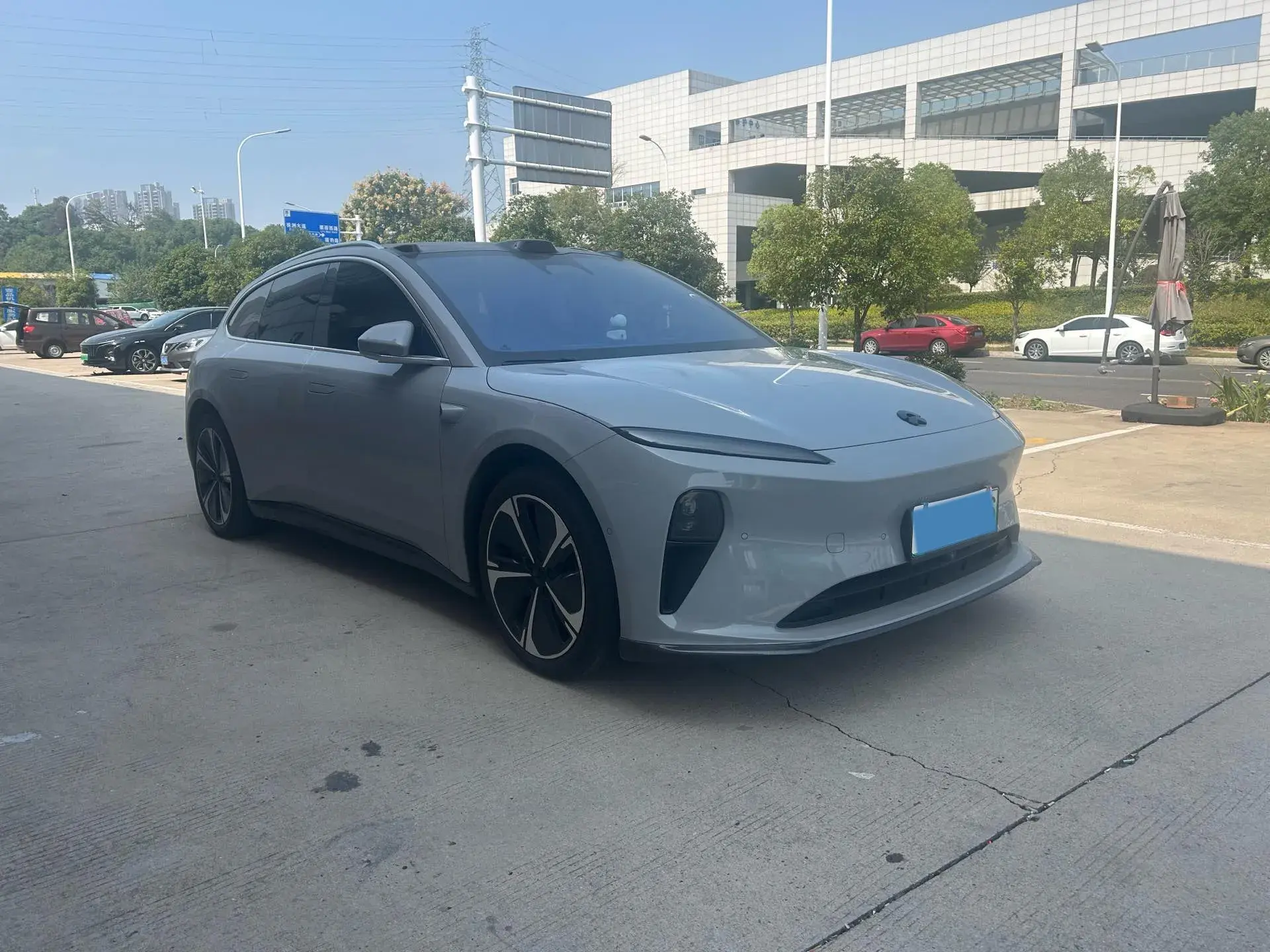 2024 NIO ET5T thumbnail 3