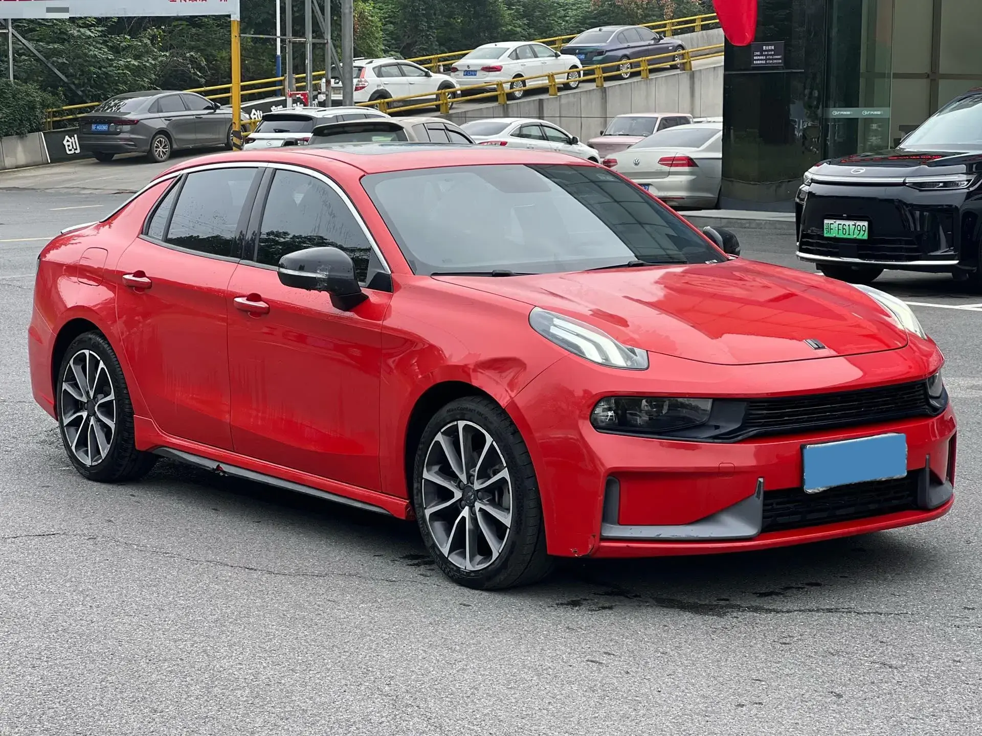 2019 LYNK&CO 03 thumbnail 3